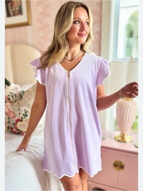 SSYS the label light lavender get ready robe coverup w pockets Sz XL